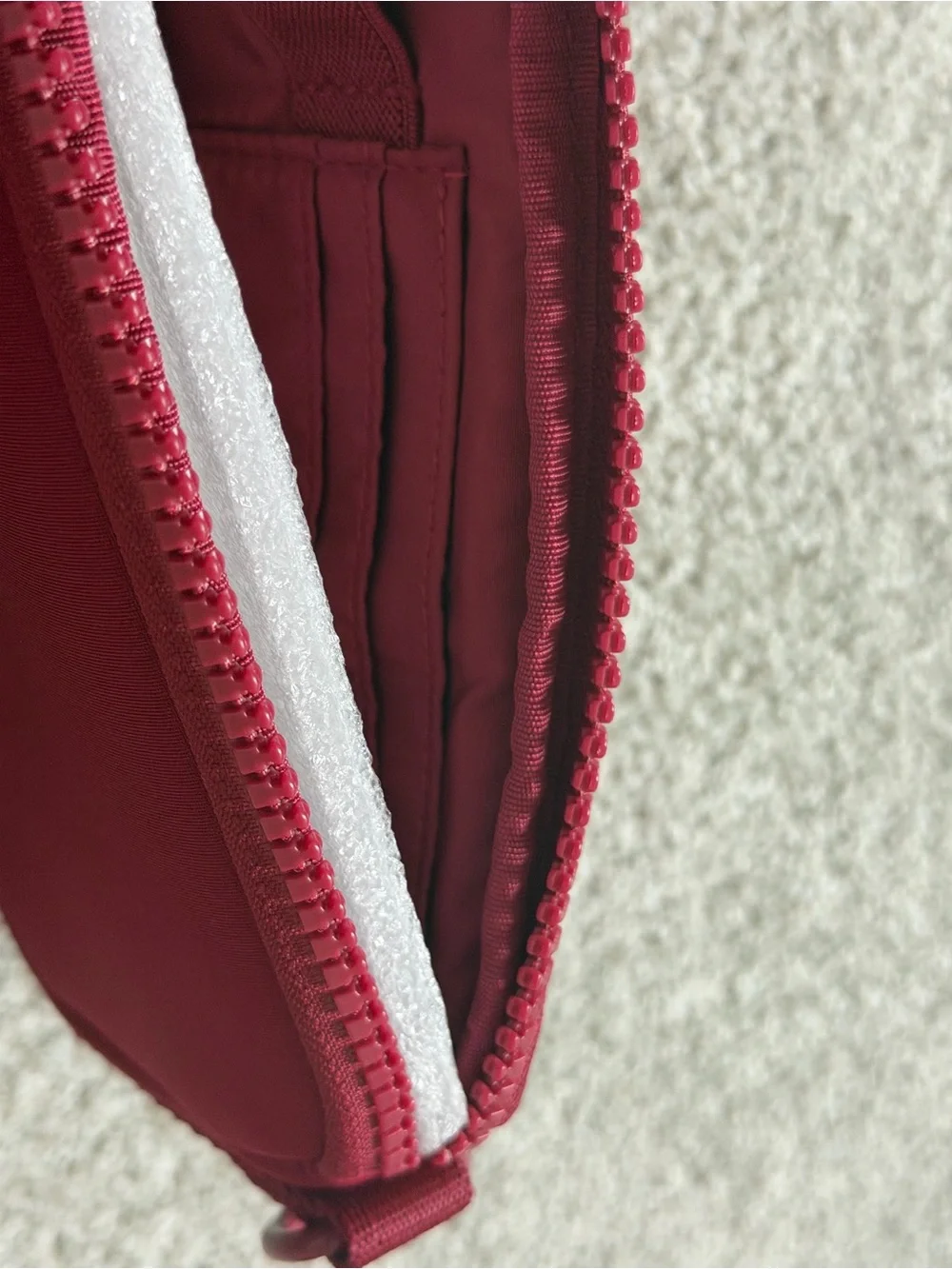 DAGNE DOVER x SEPHORA Limited Edition Mara Phone Sling Crossbody Bag new in Red